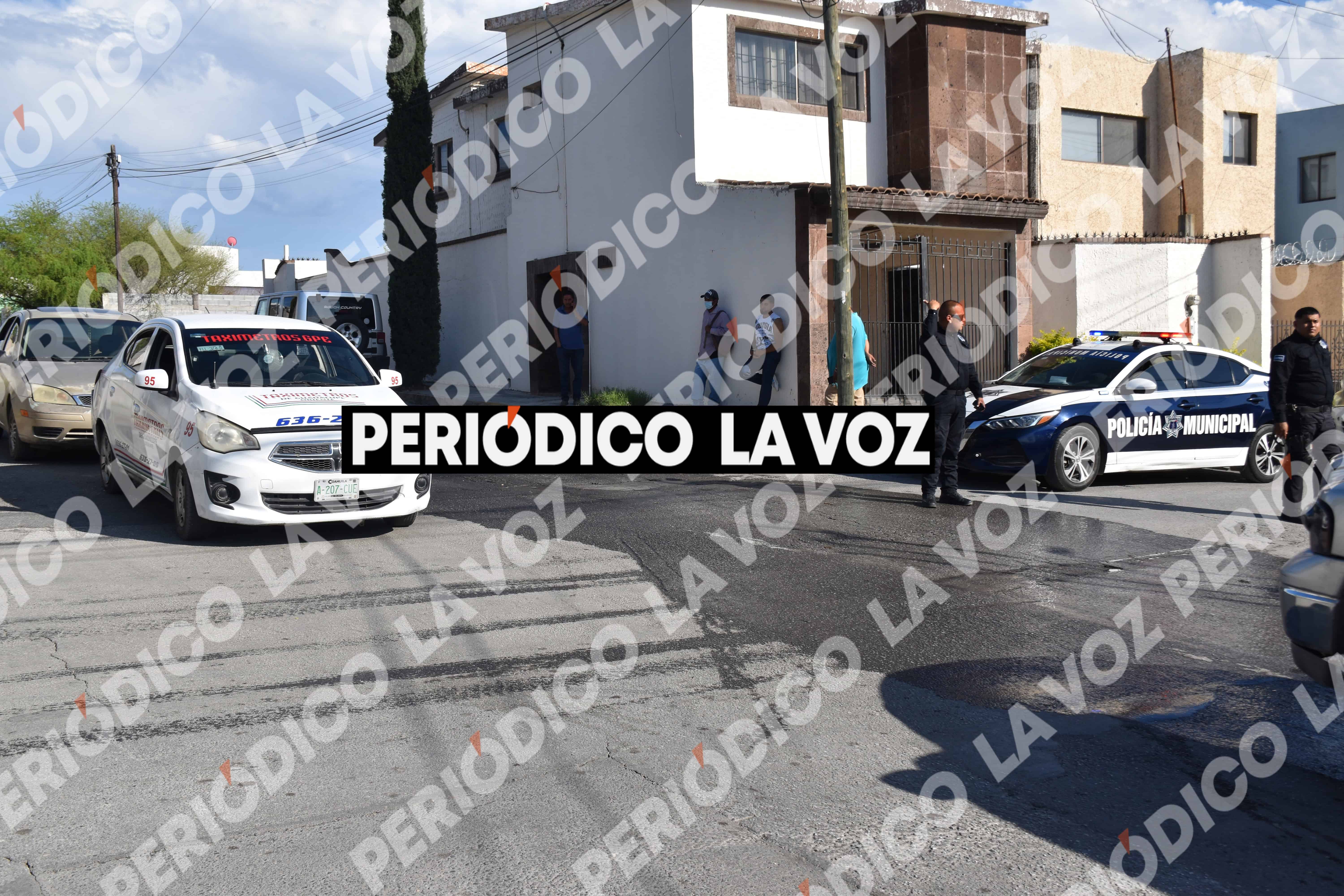 Joven sufre accidente en Monclova: solo da&ntilde;os materiales