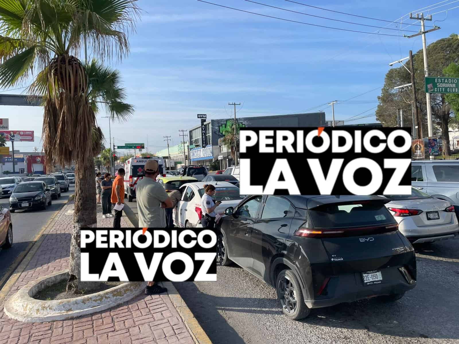 Causa carambola con &acute;auto de juguete&acute;