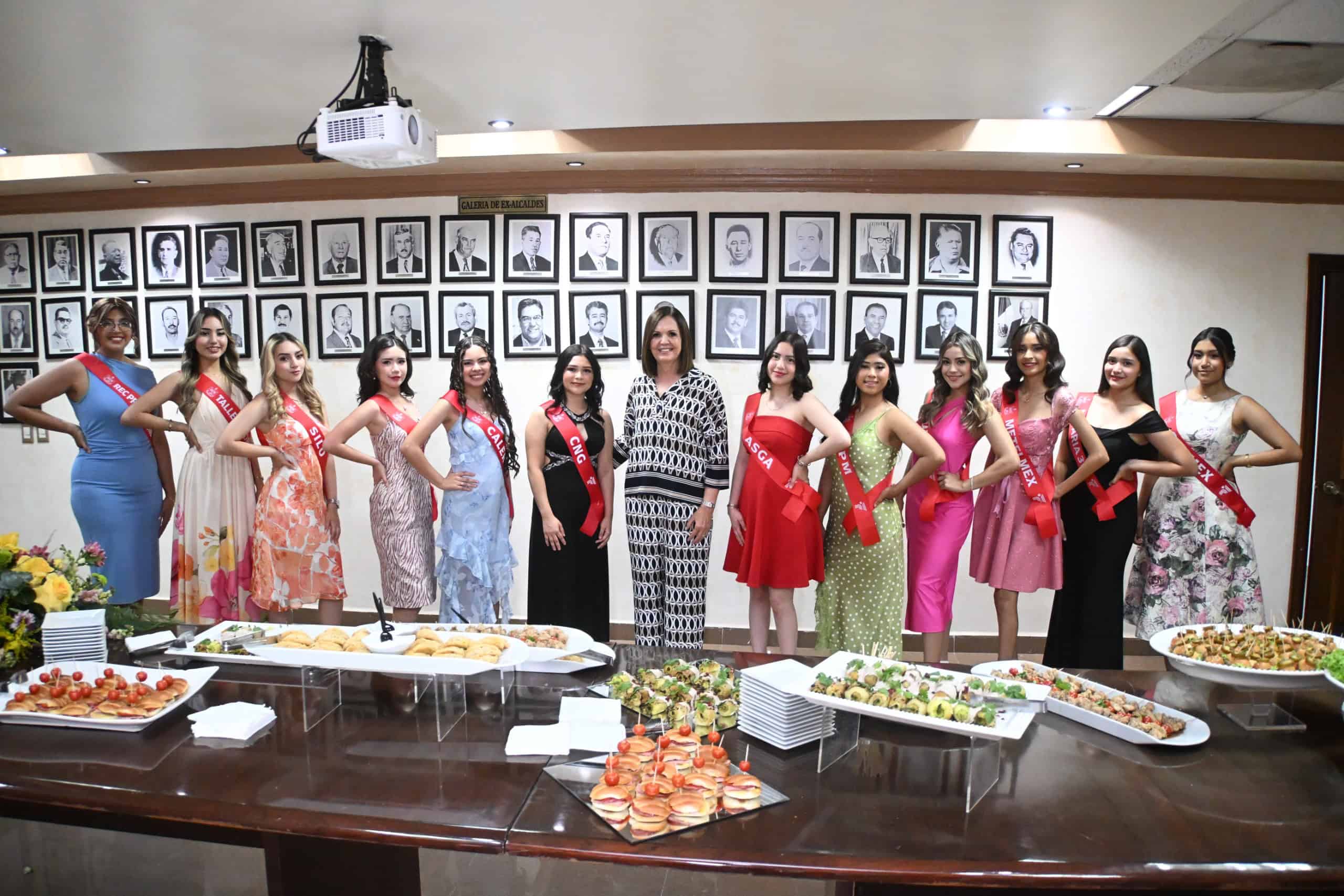 Sari P&eacute;rez Cant&uacute; presenta candidatas a Reina de la Feria en Frontera