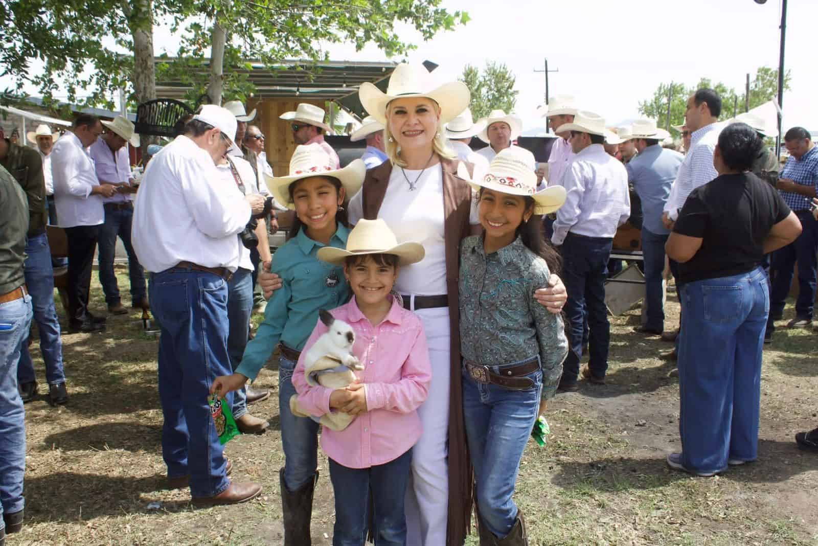 Se realiza premiaci&oacute;n del Novillo Gordo en la Expoasis Ganadera M&uacute;zquiz 2026