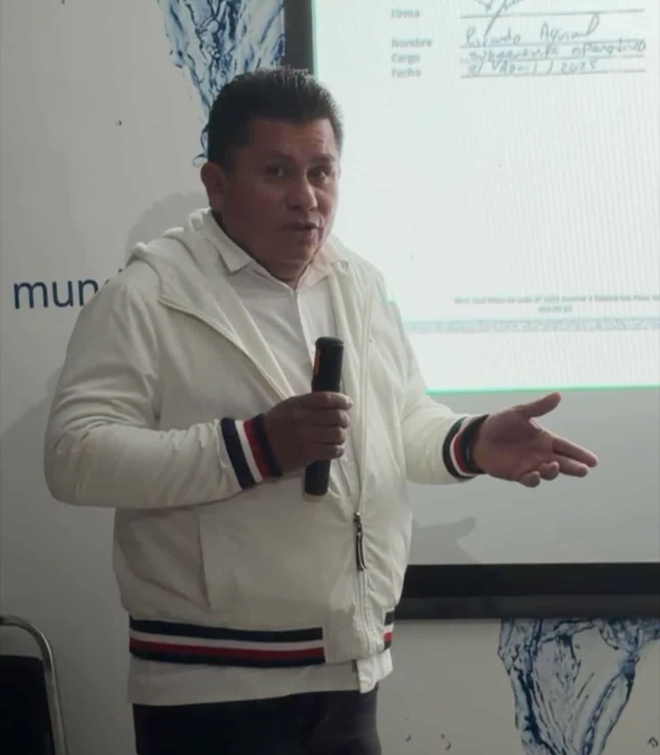 Acusa gerente de SIMAS robo de tuber&iacute;a; alista denuncia contra el alcalde Jacobo Rodr&iacute;guez