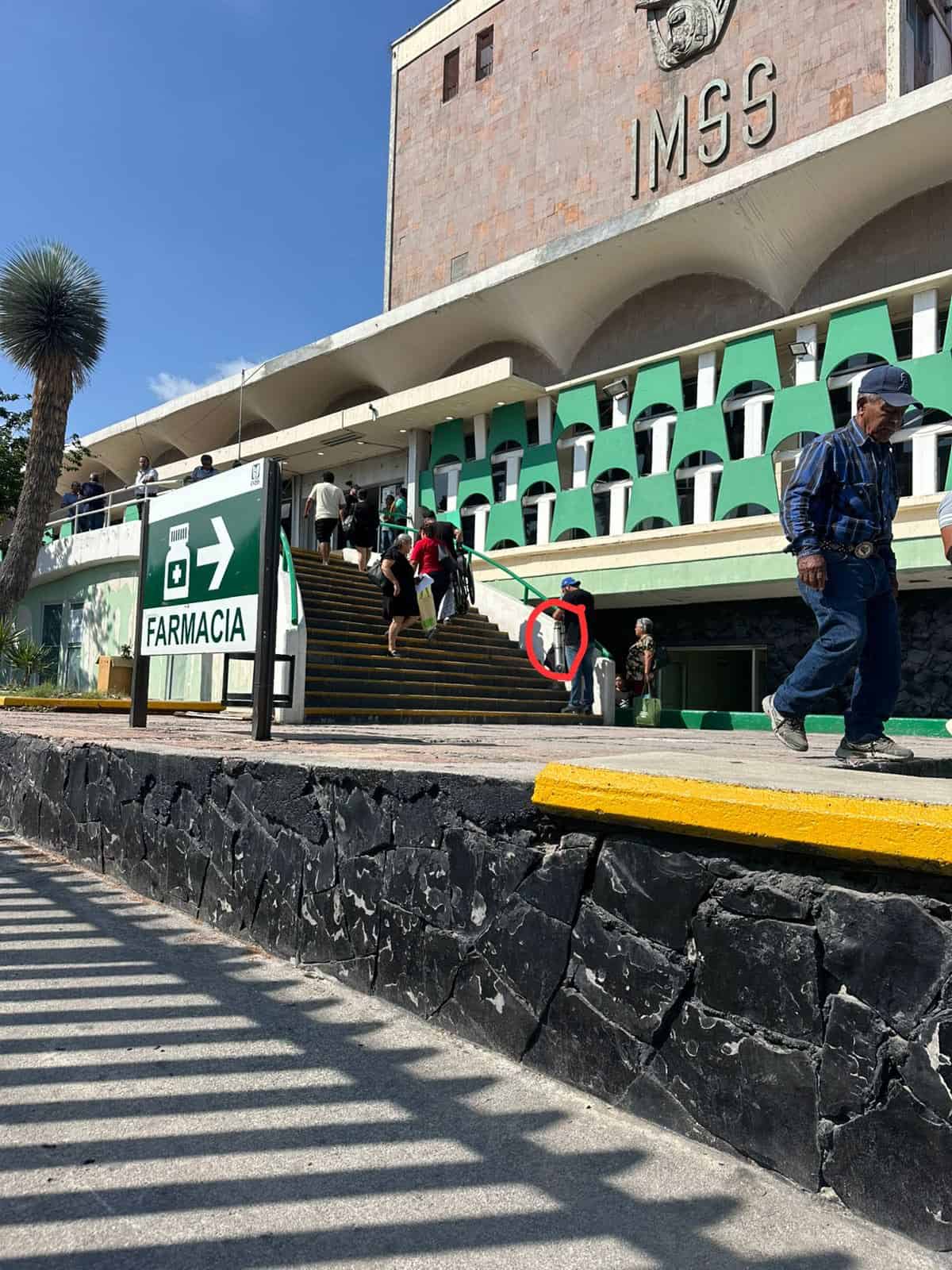 Siguen sin funcionar elevadores en IMSS