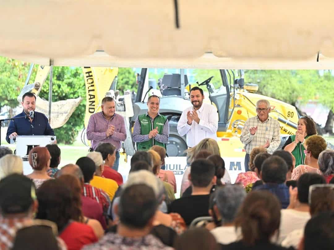 Carlos Villarreal impulsa proyectos en Monclova: mejoras en vialidades