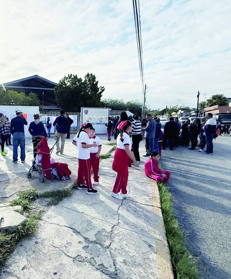 ICIFED atiende fallas el&eacute;ctricas en escuelas de Monclova