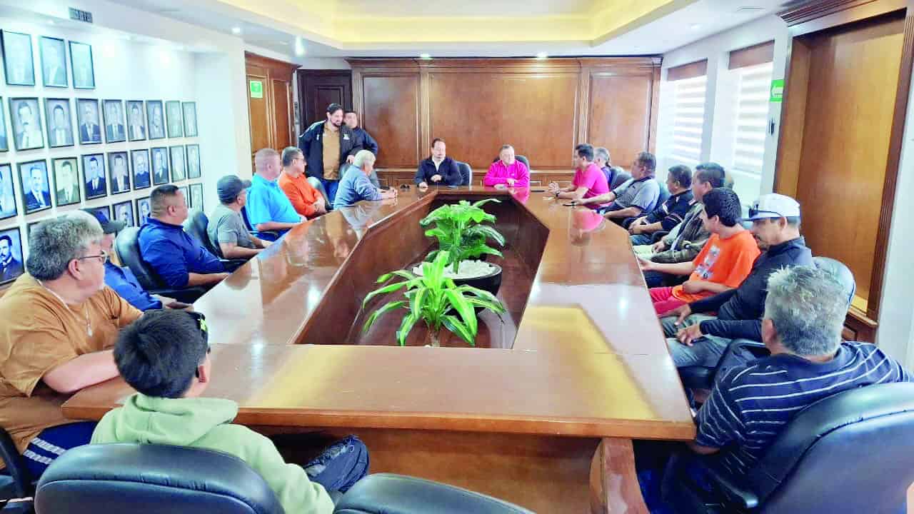 Alberto Medina aclara reactivaci&oacute;n de ruta de transporte en Coahuila