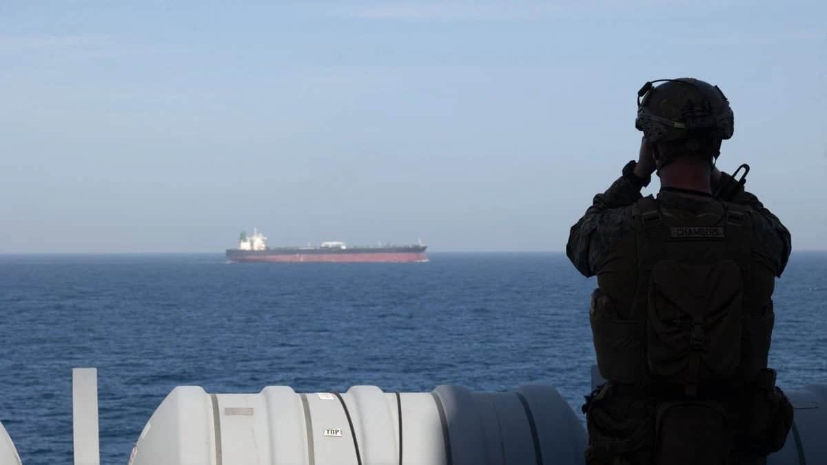Ir&aacute;n dispara a buques en el estrecho de Ormuz: tensi&oacute;n creciente