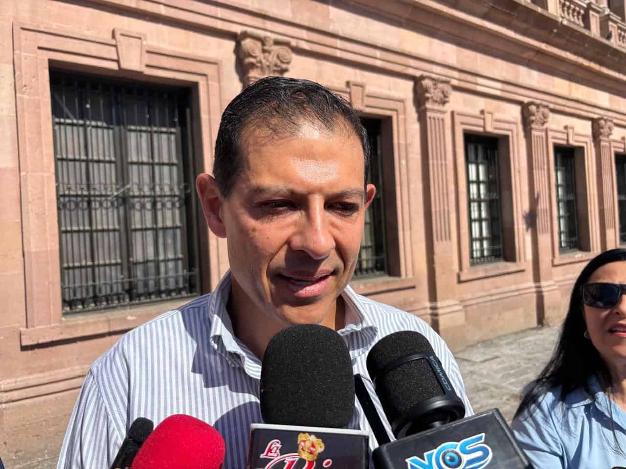 Rector de la UAdeC  alerta sobre venta de estupef4cientes a alumnos