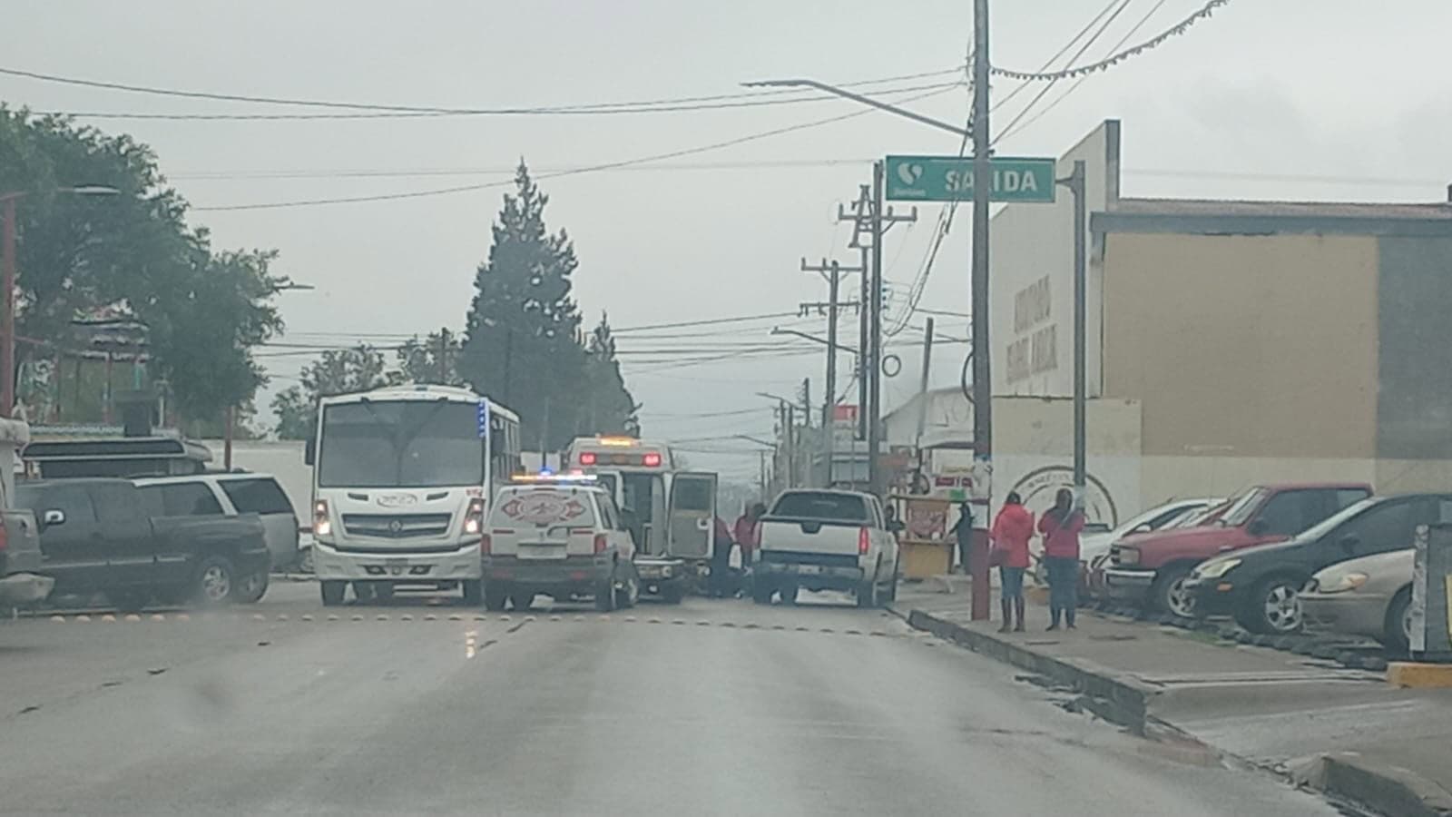 Motociclista lesionado tras choque en pleno centro de Allende