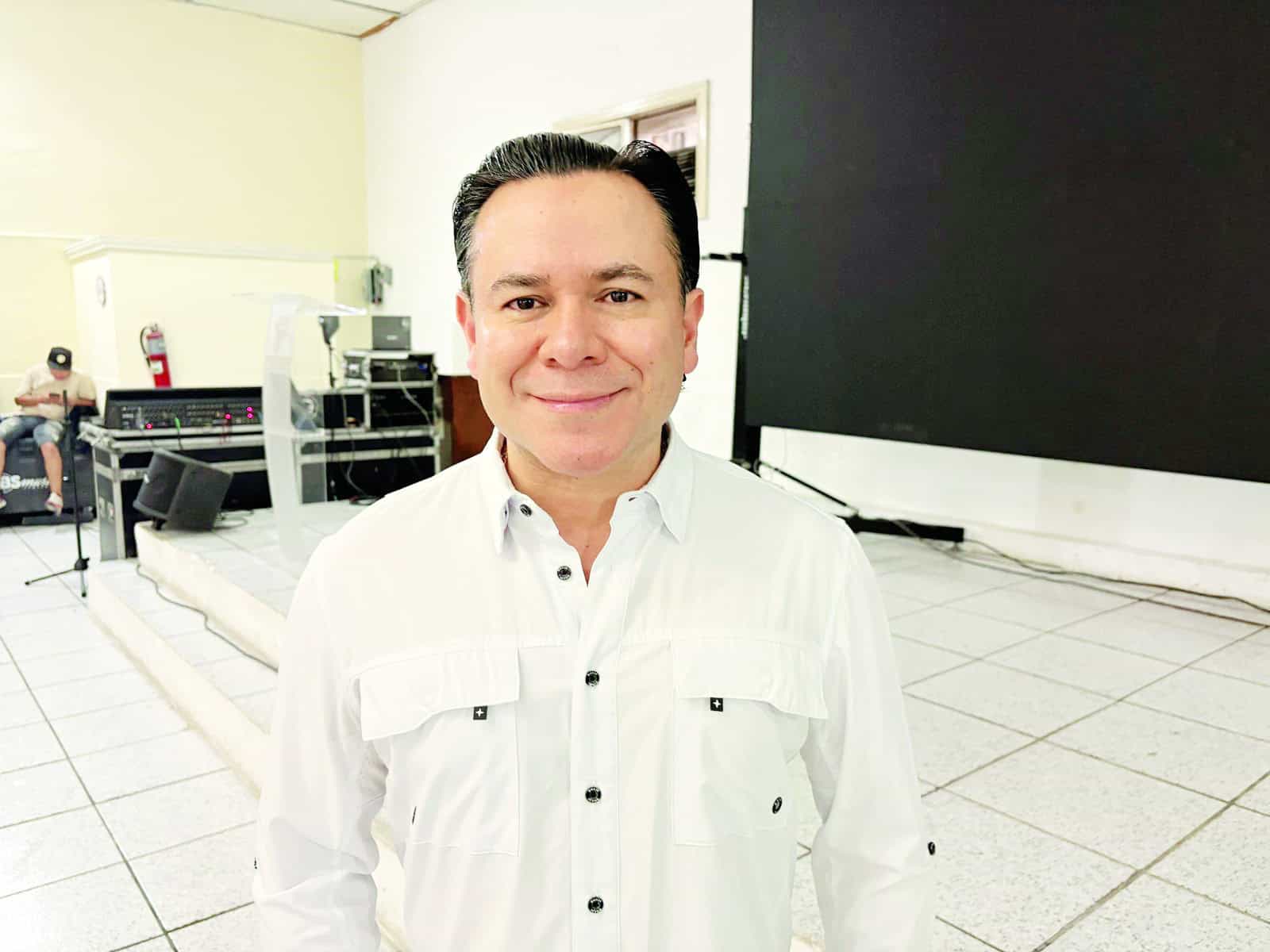 Conductas escolares preocupan a Sergio Sisbeles tras incidente en Monclova