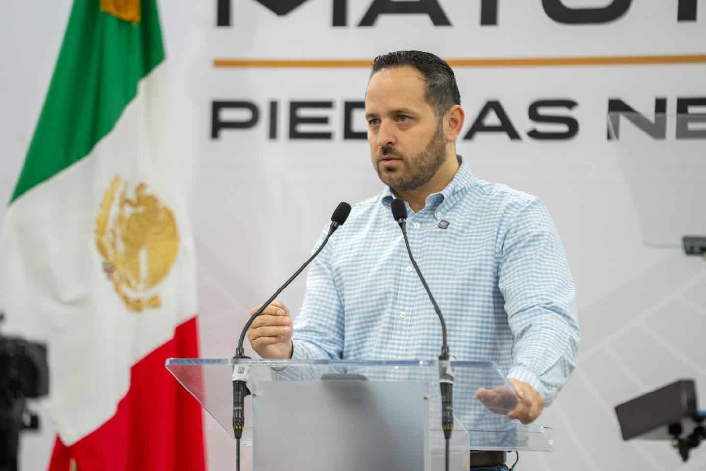 Anuncia Jacobo destituci&oacute;n de Menera y anuncia relevo en gerencia del SIMAS