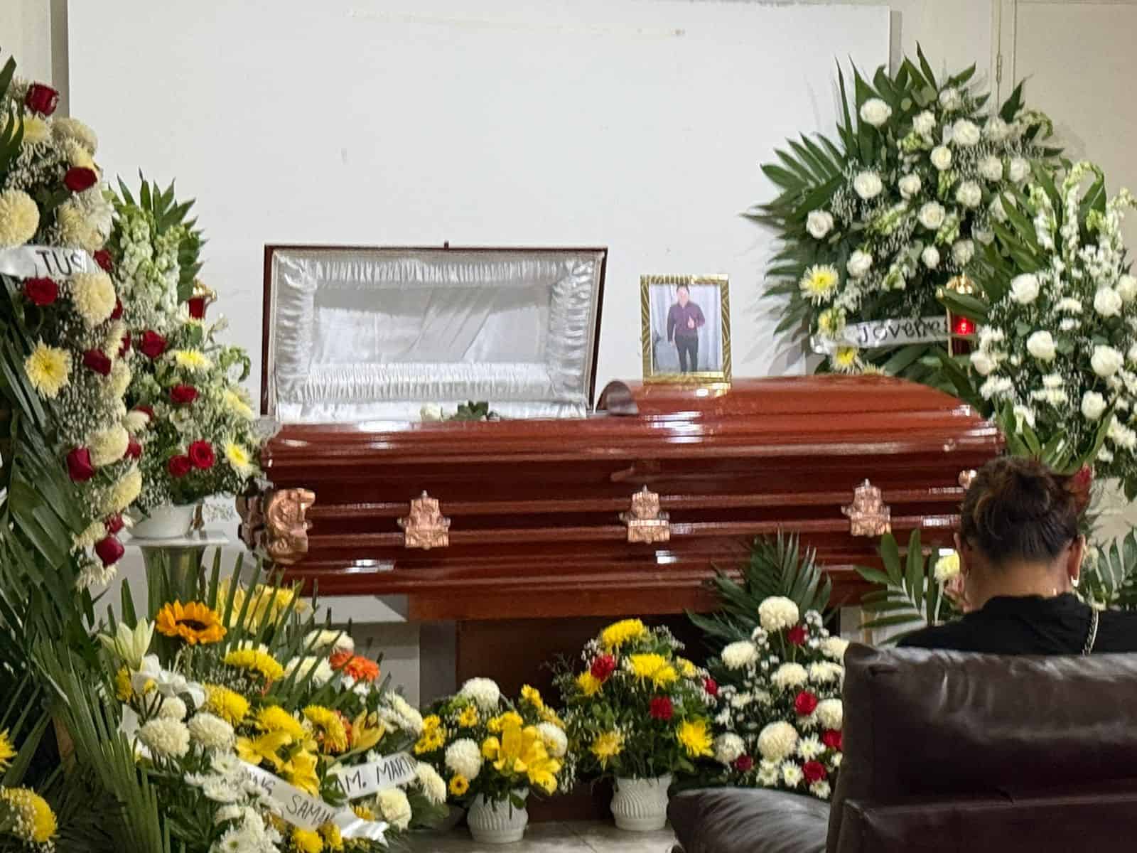 "Su sue&ntilde;o era servir a Dios": as&iacute; despidieron a Orlando Natanael en Monclova