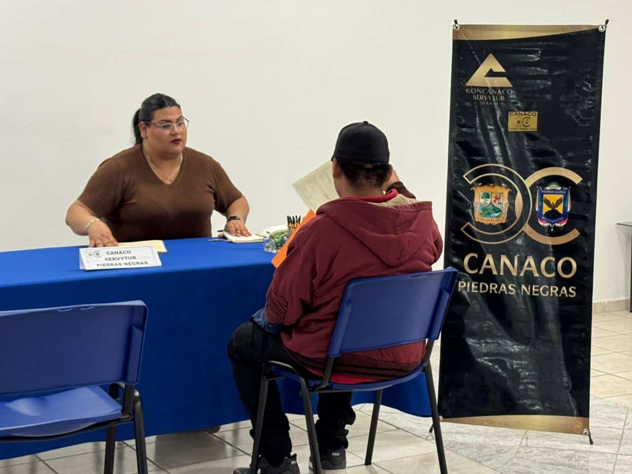 Canaco oferta 32 vacantes en feria de empleo en Piedras Negras