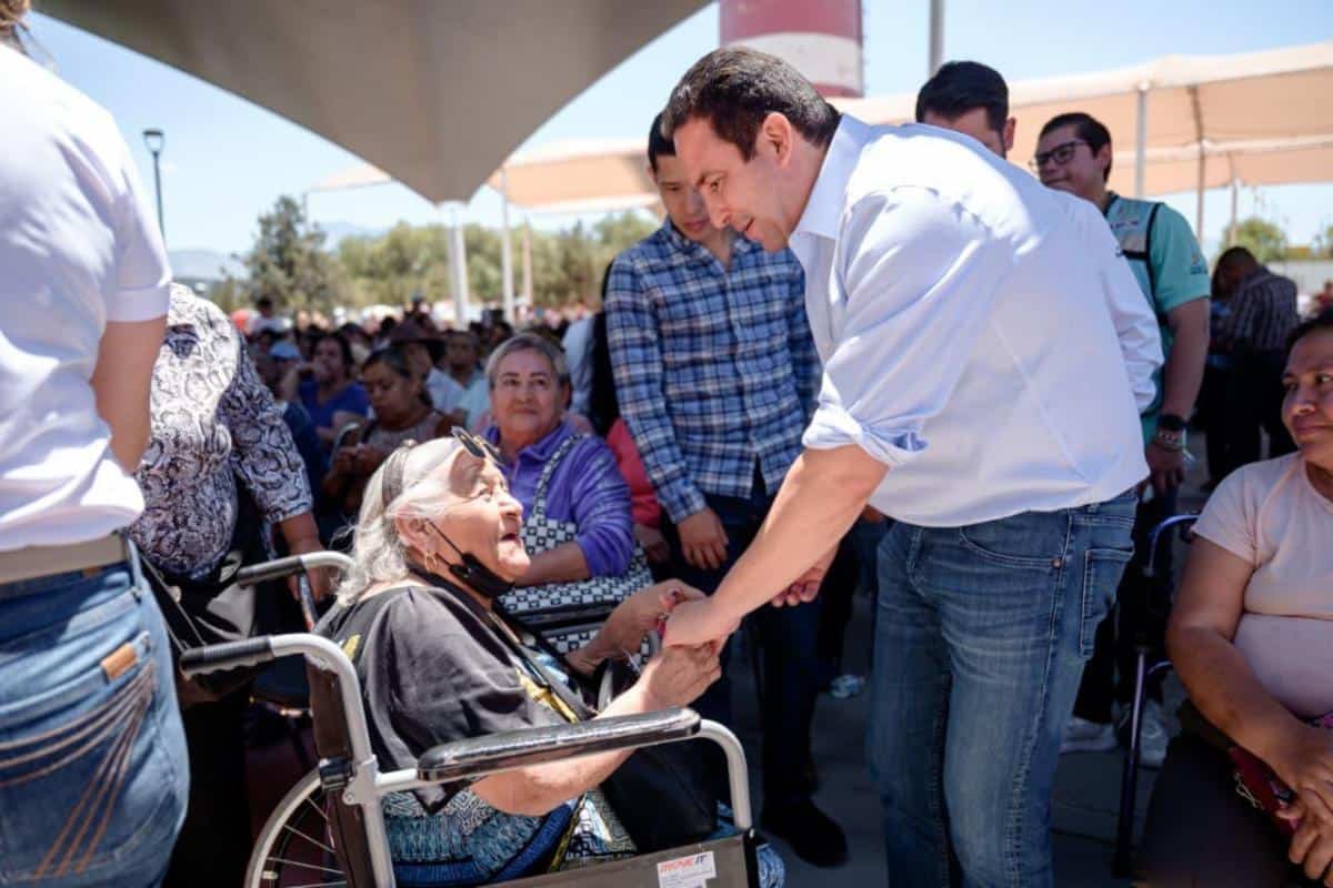 Saltillo: Apoyos de Coraz&oacute;n entregados por Javier D&iacute;az Gonz&aacute;lez