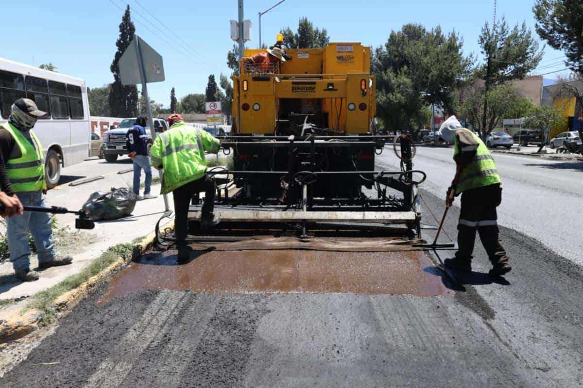 La rehabilitaci&oacute;n en la Avenida Universidad mejora la movilidad en Saltillo
