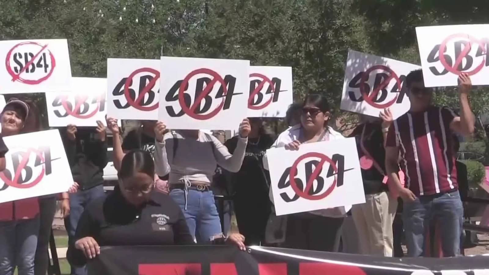 Ley SB4: Texas podr&aacute; arrestar y expulsar migrantes