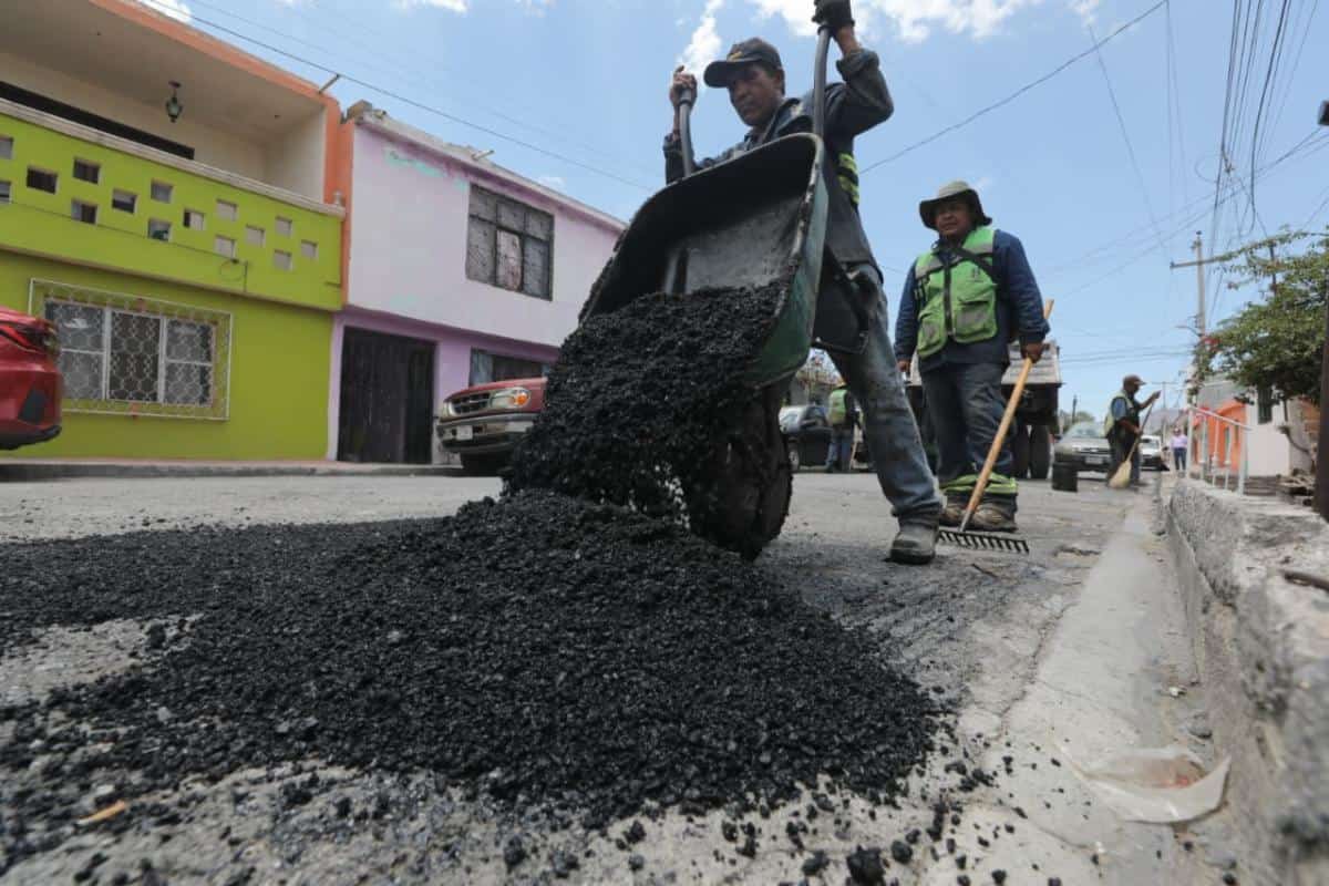 Rehabilitan calles de la Isabel Amalia