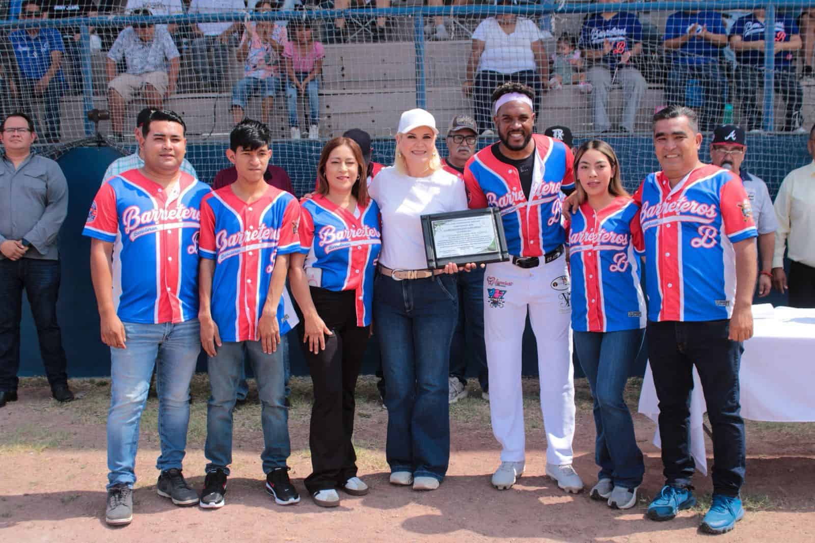 Inaugura Alcaldesa Laura Patricia Jim&eacute;nez Guti&eacute;rrez la Liga Instruccional del Norte de B&eacute;isbol Temporada 2026
