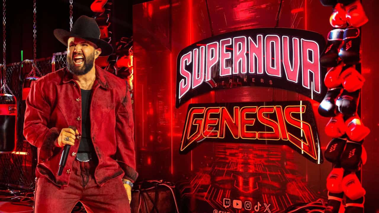 Carín León improvisa tras error técnico en Supernova Génesis en la Arena Ciudad de México