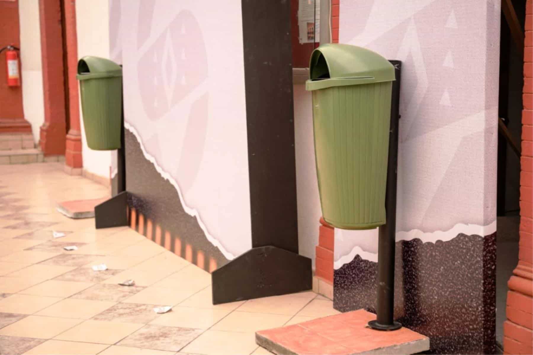 Mejoras urbanas en Saltillo: rehabilitaci&oacute;n de banquetas y botes de basura