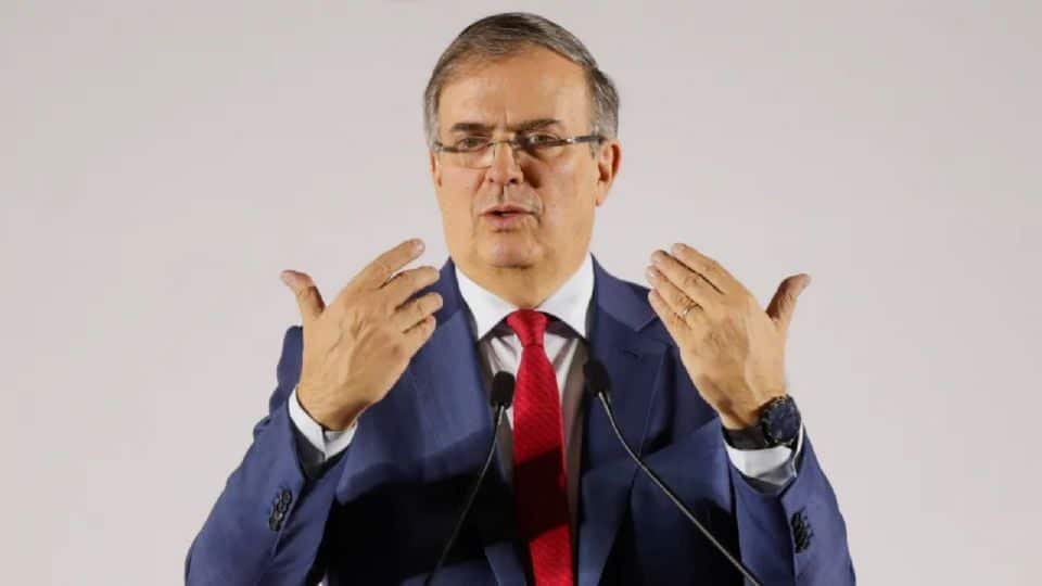 Ebrard promueve sustituci&oacute;n de importaciones en M&eacute;xico