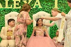 Celebran coronación de la “Florecita de Abril” en escuela de Nava