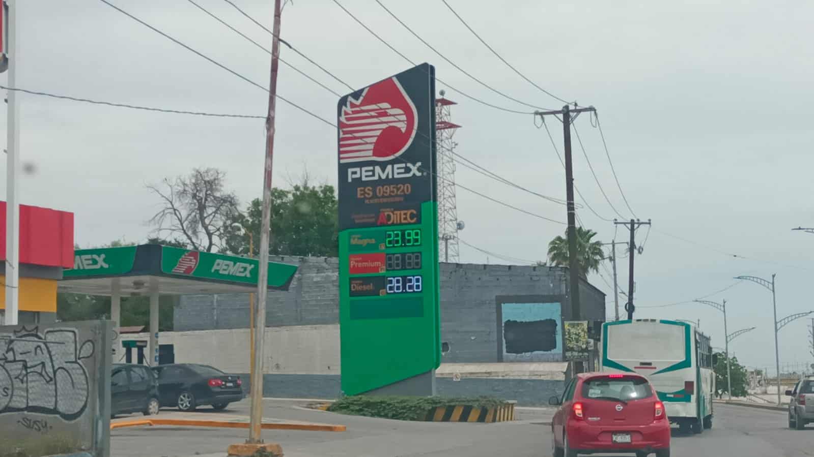 PEMEX reduce el precio del di&eacute;sel en M&eacute;xico: ahorro para consumidores