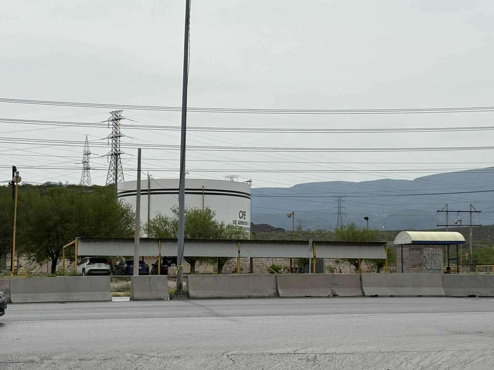 Vecinos de Monclova piden puente peatonal tras accidente mortal