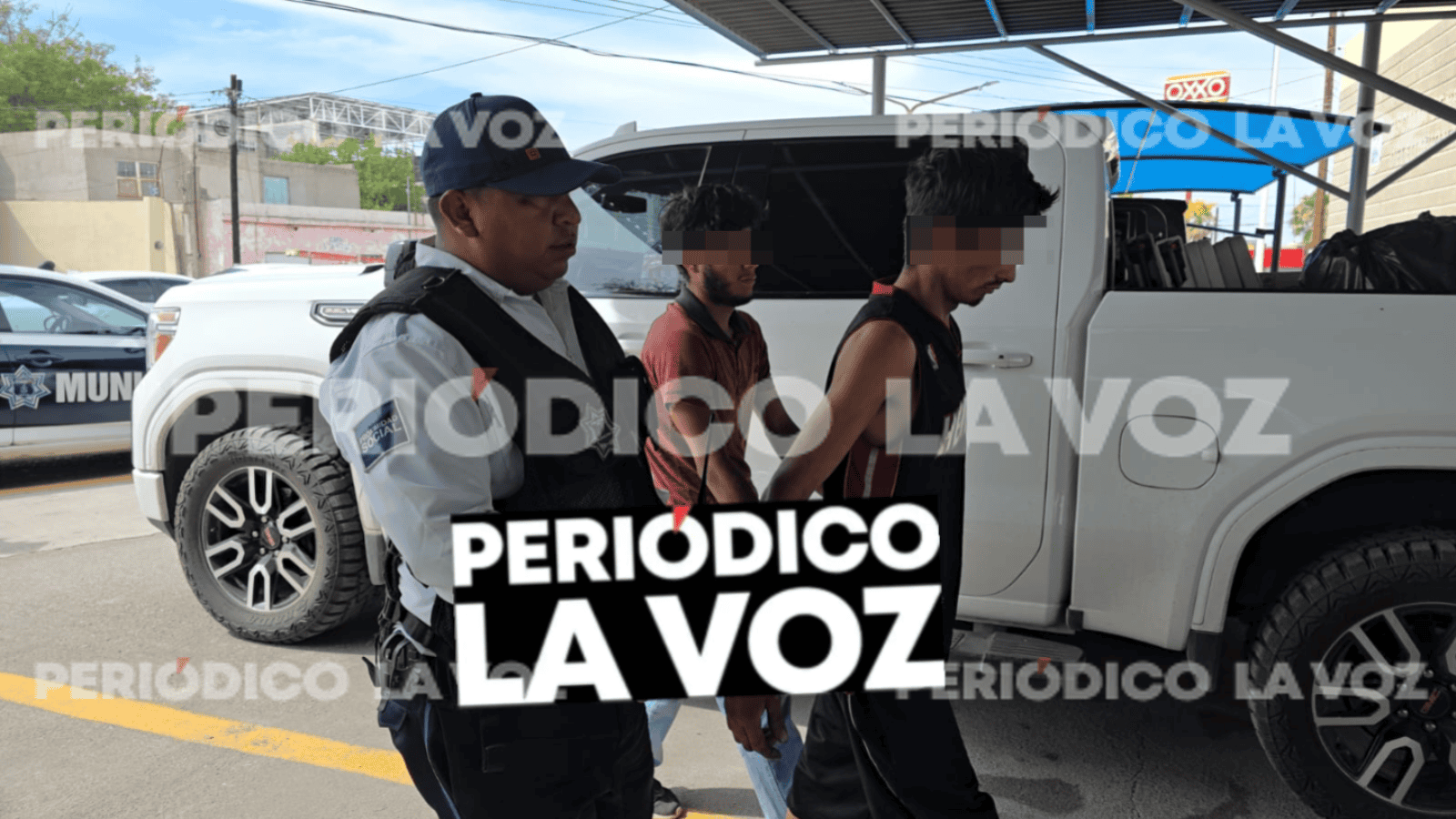 Polic&iacute;a Municipal asegura a dos sujetos en Monclova por amenazas