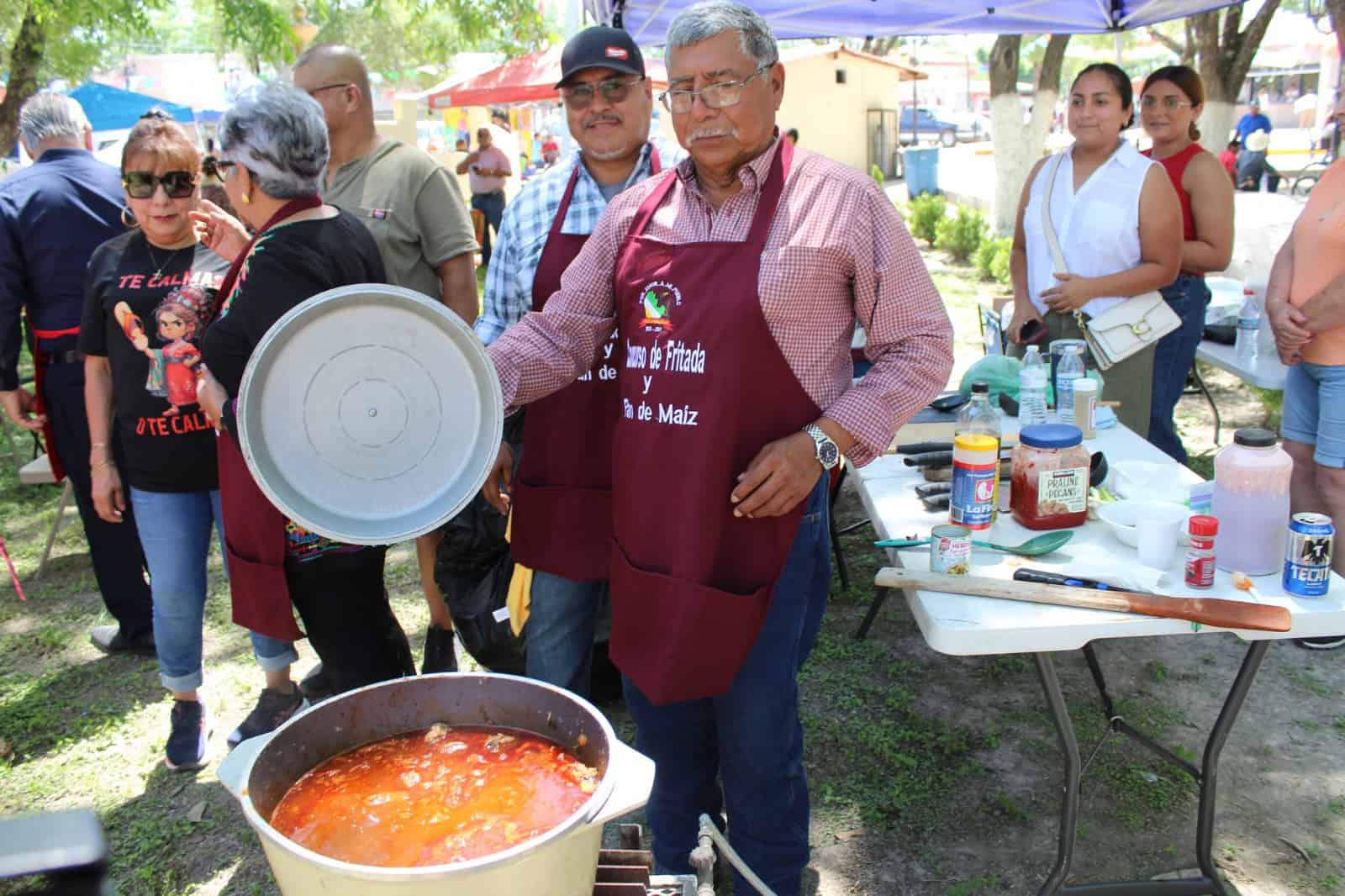 Celebran concurso de fritada y pan de ma&iacute;z en Zaragoza