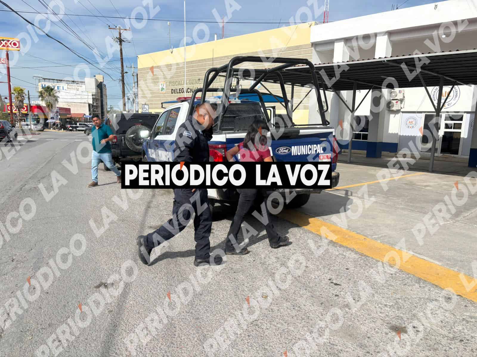 Detienen a tres personas por allanamiento en Frontera