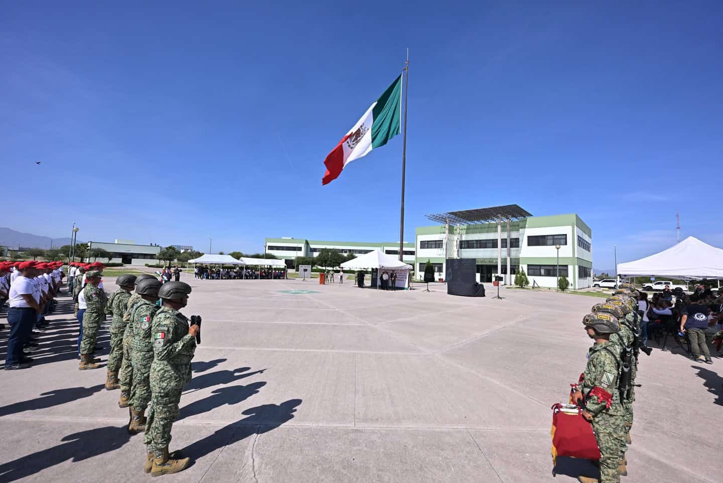 Toma de protesta de conscriptos en Monclova por aniversario de la Batalla de Puebla