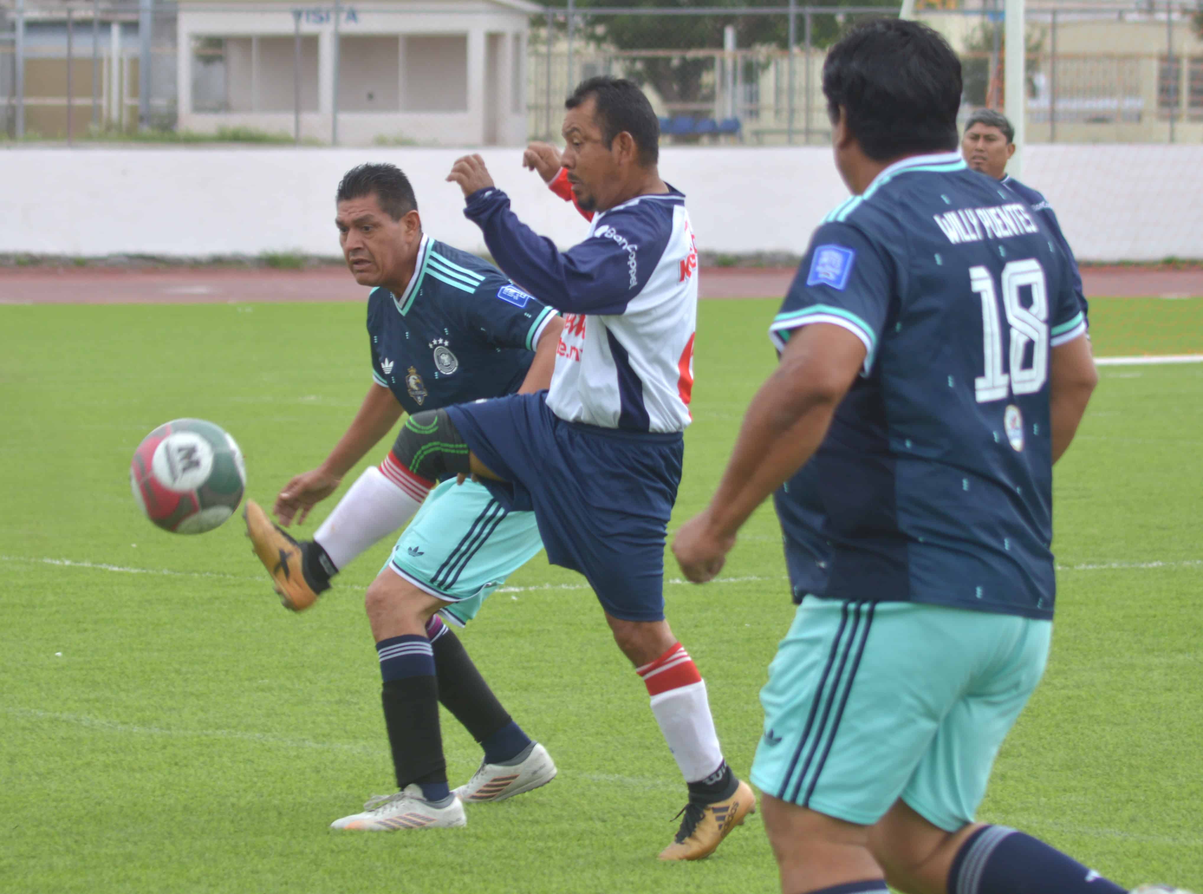 Reyes Filiberto Gonz&aacute;lez anota y da victoria al Real Pedregal