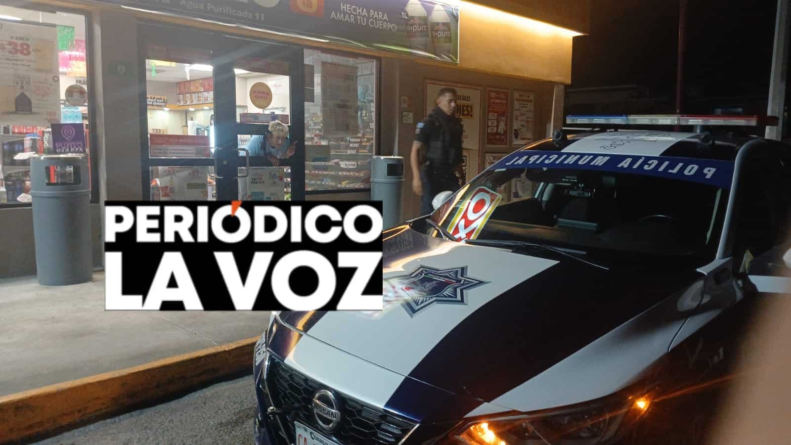 En tienda de conveniencia arman esc&aacute;ndalo par de borrachos