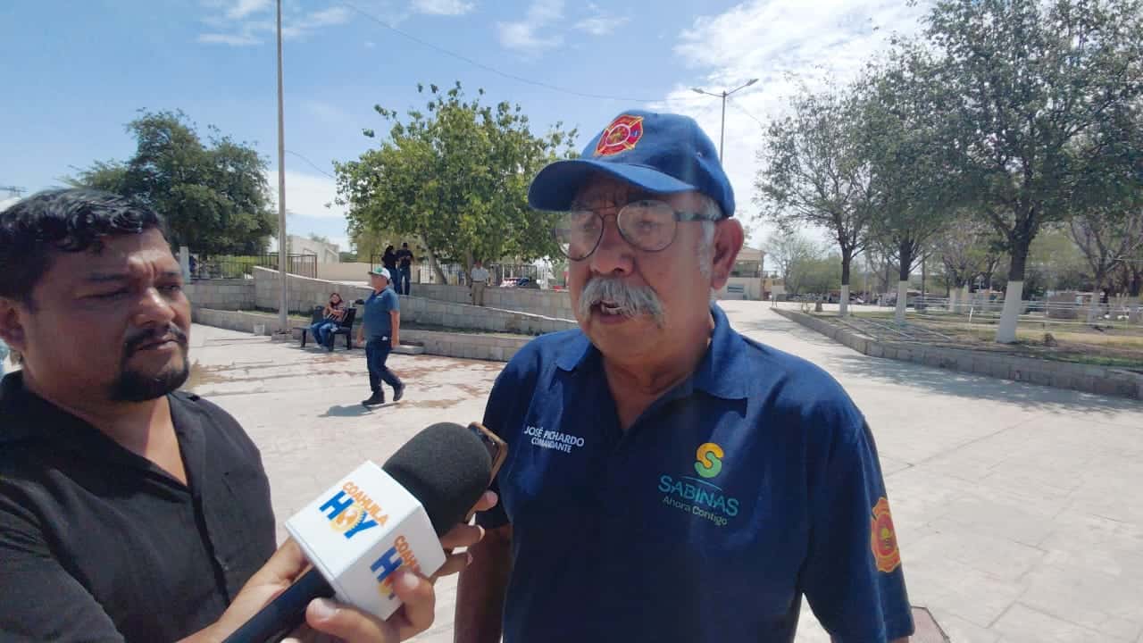 Jos&eacute; Pichardo Gonz&aacute;lez lidera simulacro nacional sismo en Sabinas