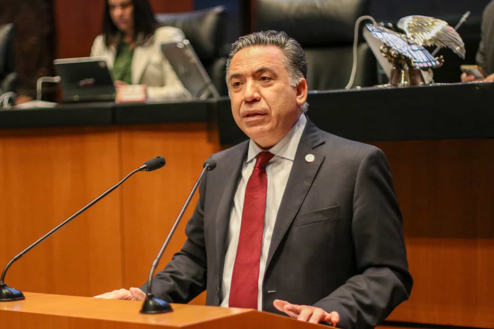 Enrique Inzunza enfrenta acusaciones de nepotismo en Sinaloa