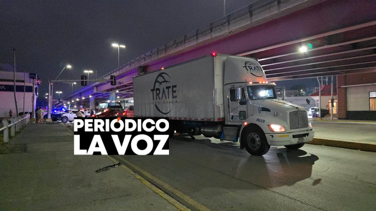 Se &acute;vuela&acute; rojo y  destroza Durango