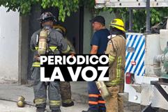Fuego arrasa con vivienda