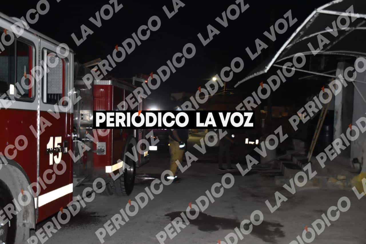 Incendio en Monclova: Bomberos controlan siniestro en vivienda