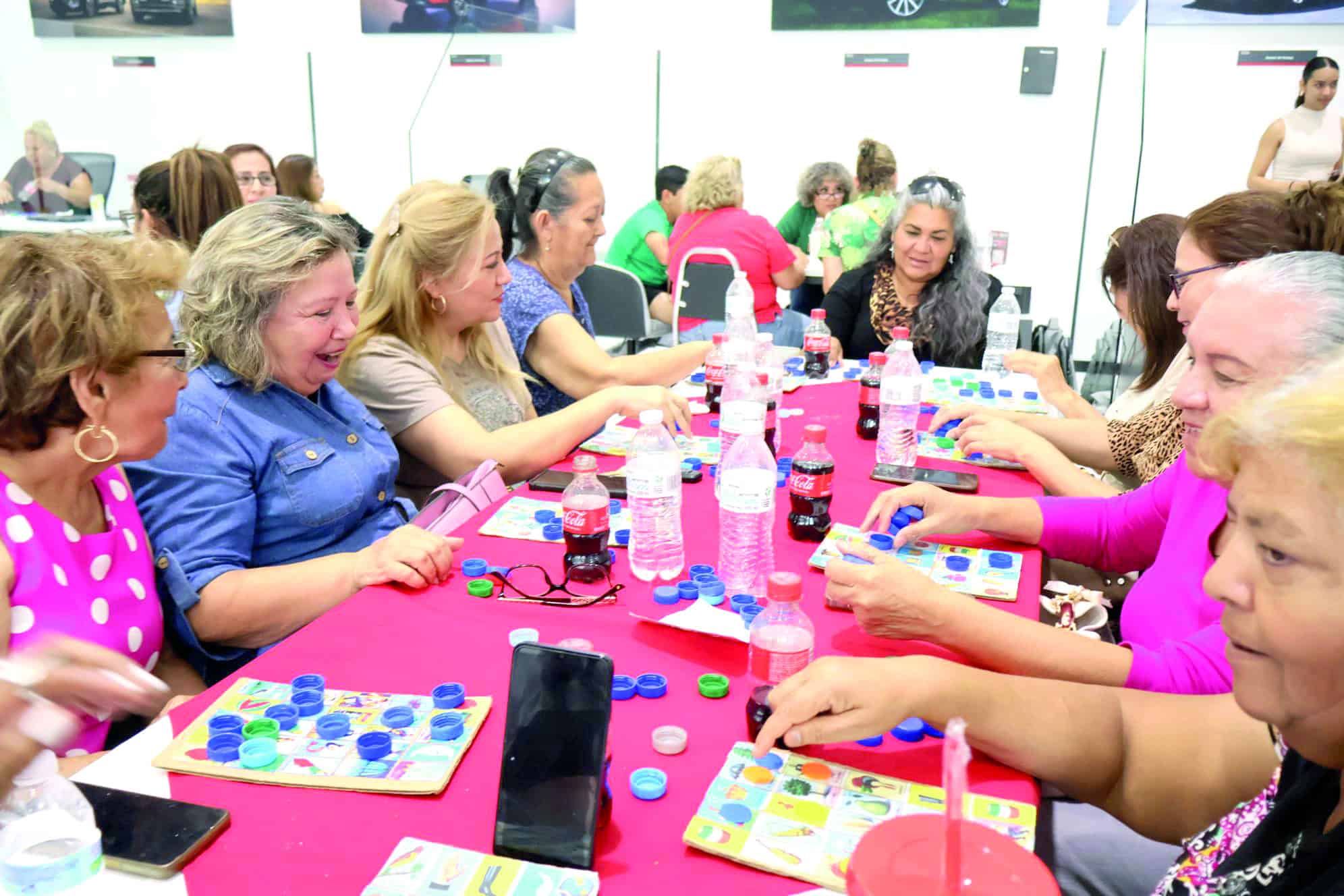 Chirey organiza celebraci&oacute;n especial para mam&aacute;s en Monclova
