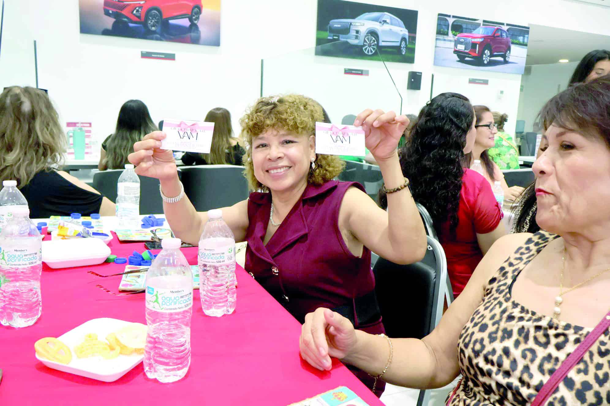 Chirey organiza celebraci&oacute;n especial para mam&aacute;s en Monclova