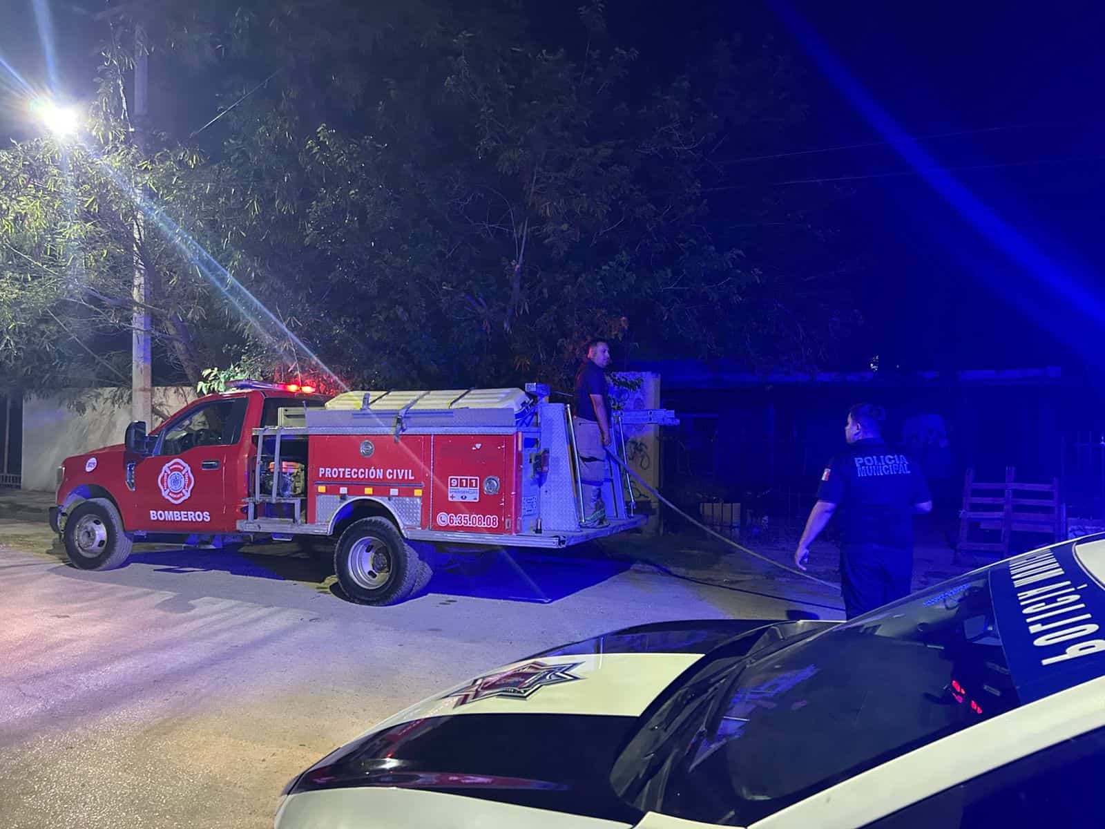 Voraz incendio consume domicilio
