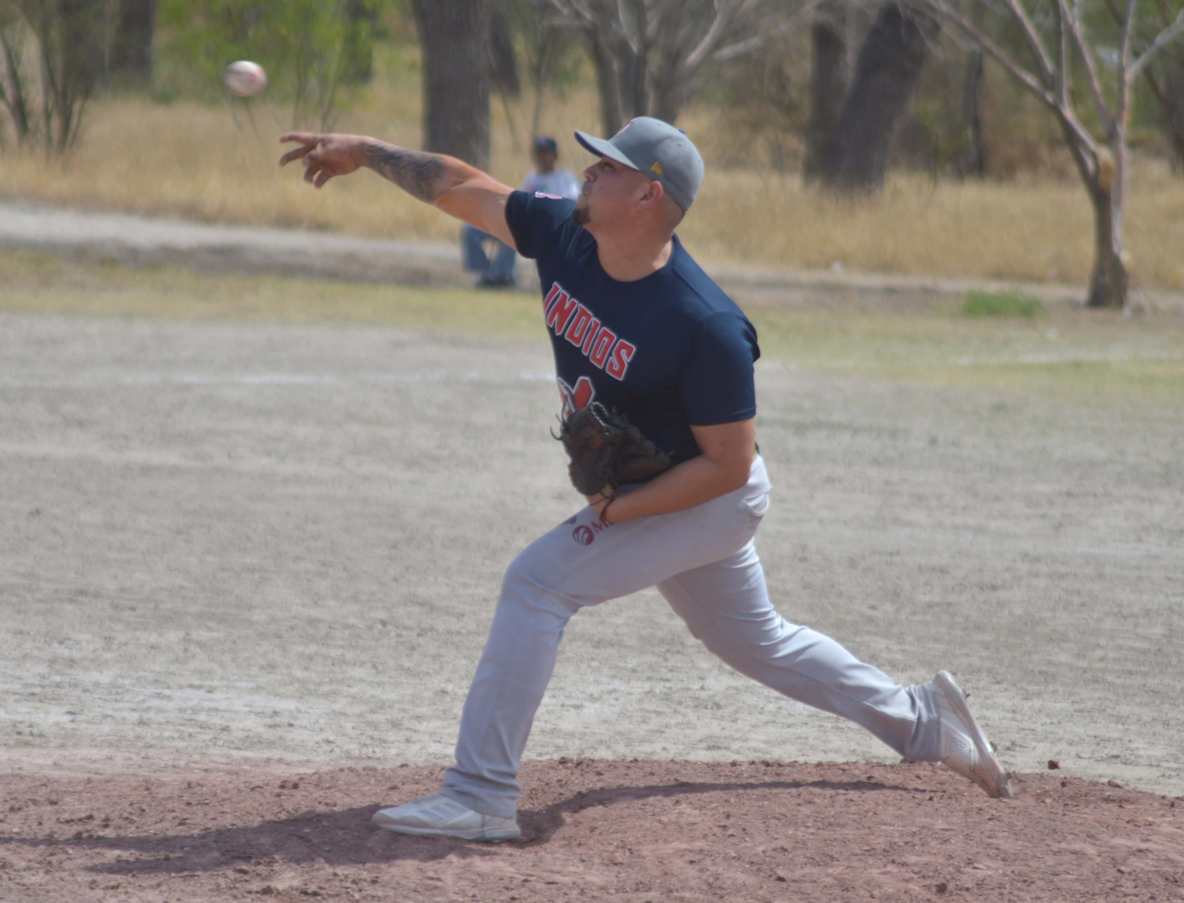 Indios AHMSA vencen a Toros en doble jornada de b&eacute;isbol