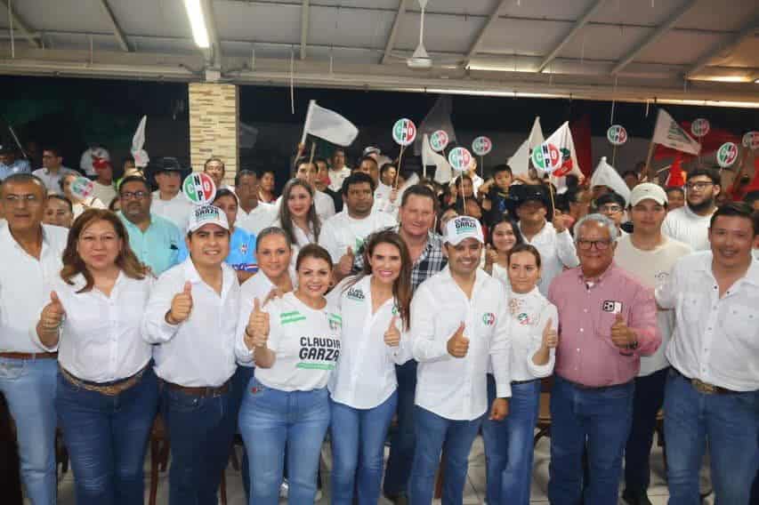 Claudia Garza fortalece su proyecto de campa&ntilde;a con el respaldo ciudadano