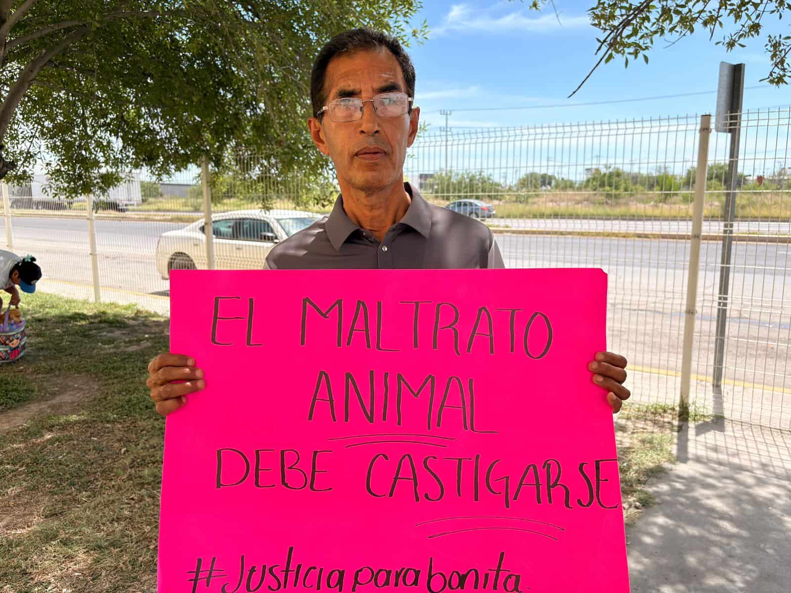 Manifestantes exigen justicia por el abuso a la perrita Bonita en Frontera