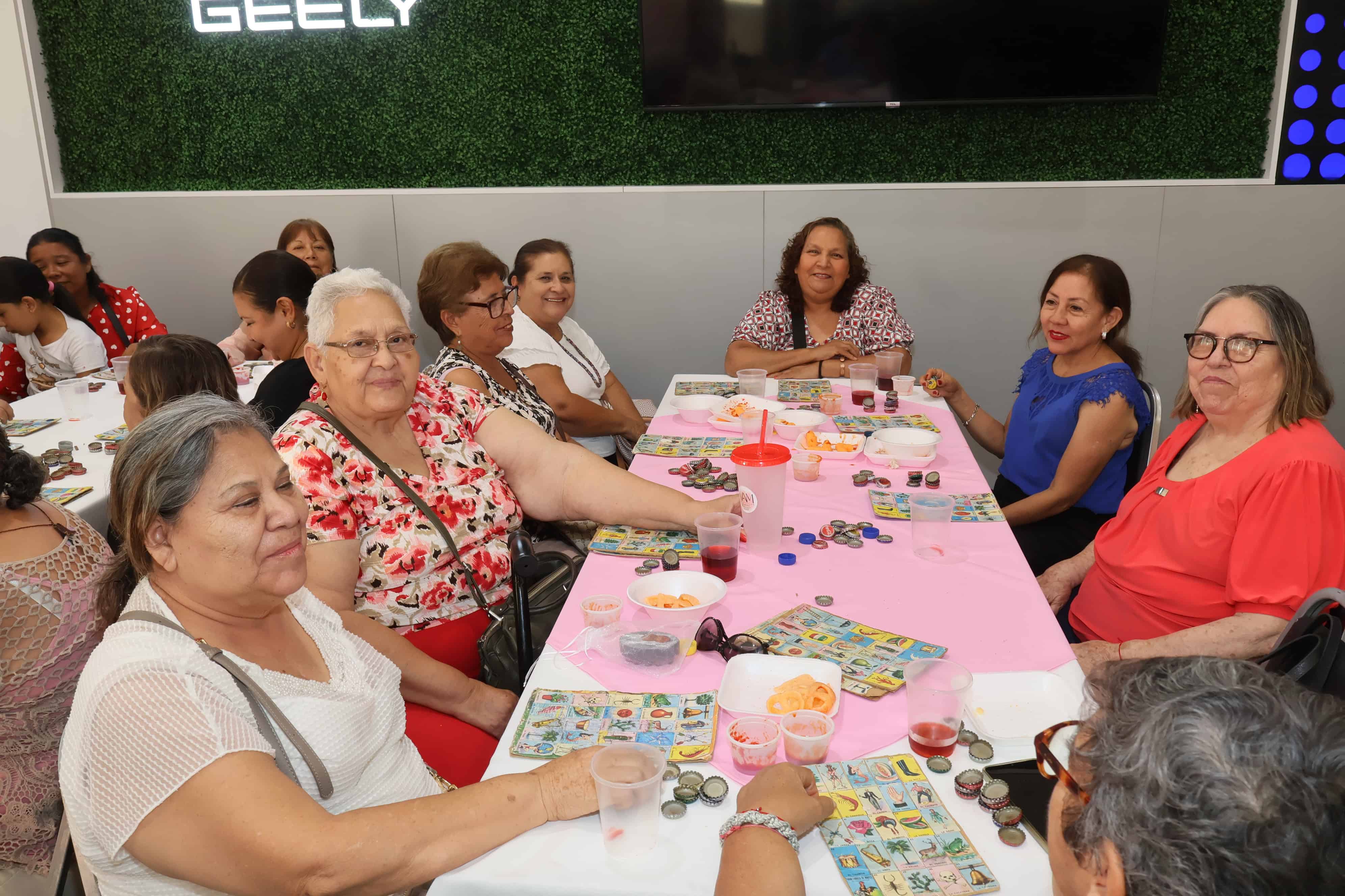 GEELY Monclova festeja a las mam&aacute;s con un evento especial