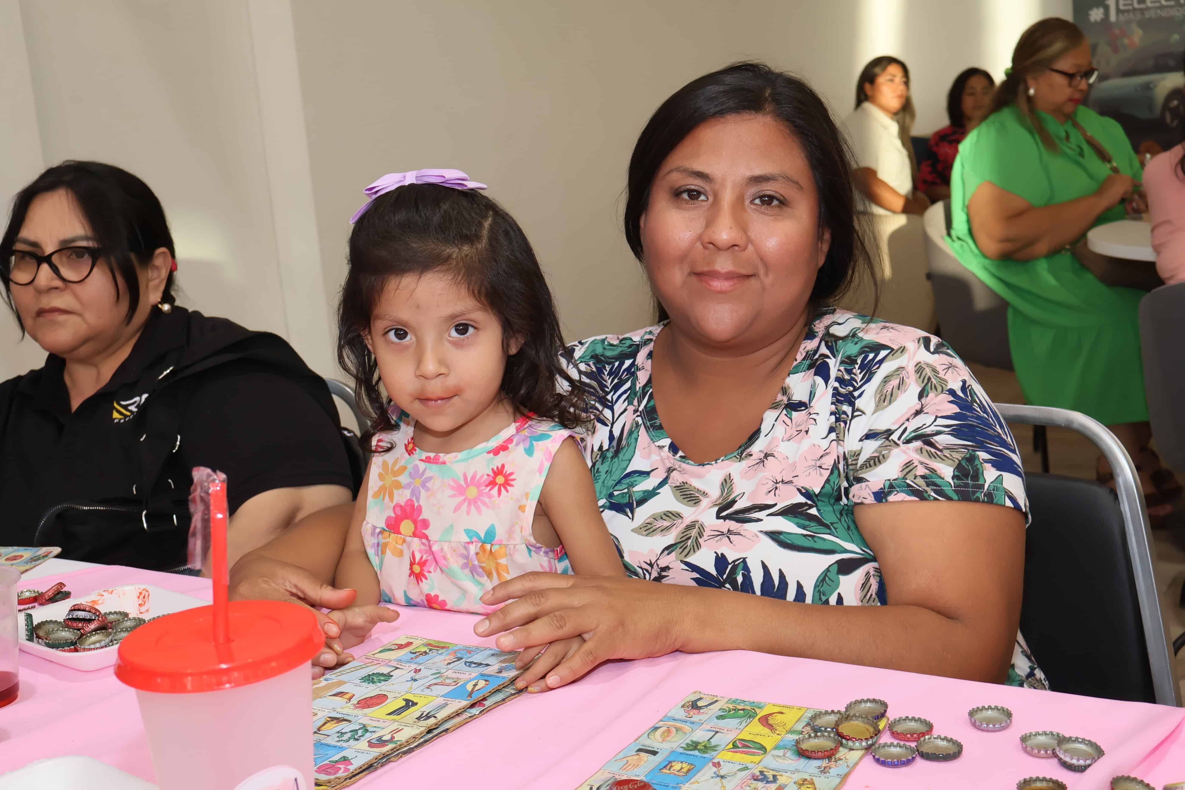 GEELY Monclova festeja a las mam&aacute;s con un evento especial