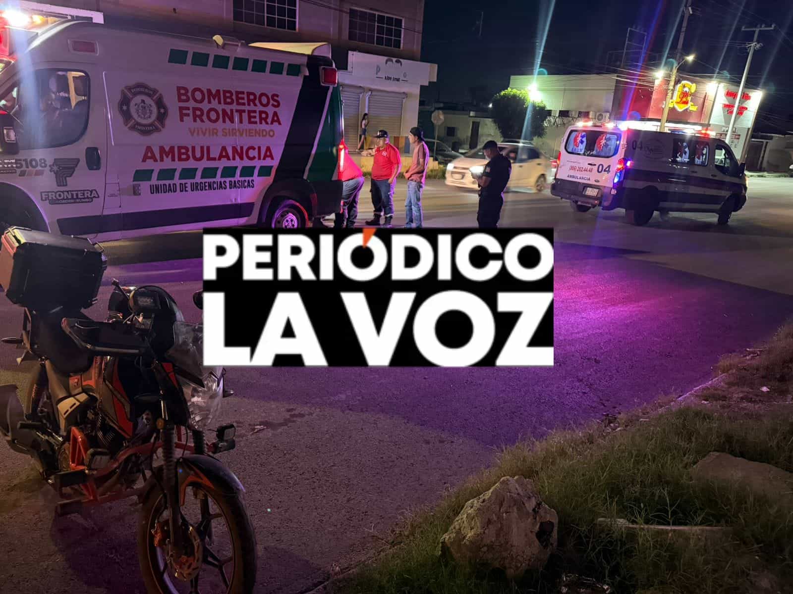 Mujer hospitalizada tras ser embestida por motociclista en Frontera