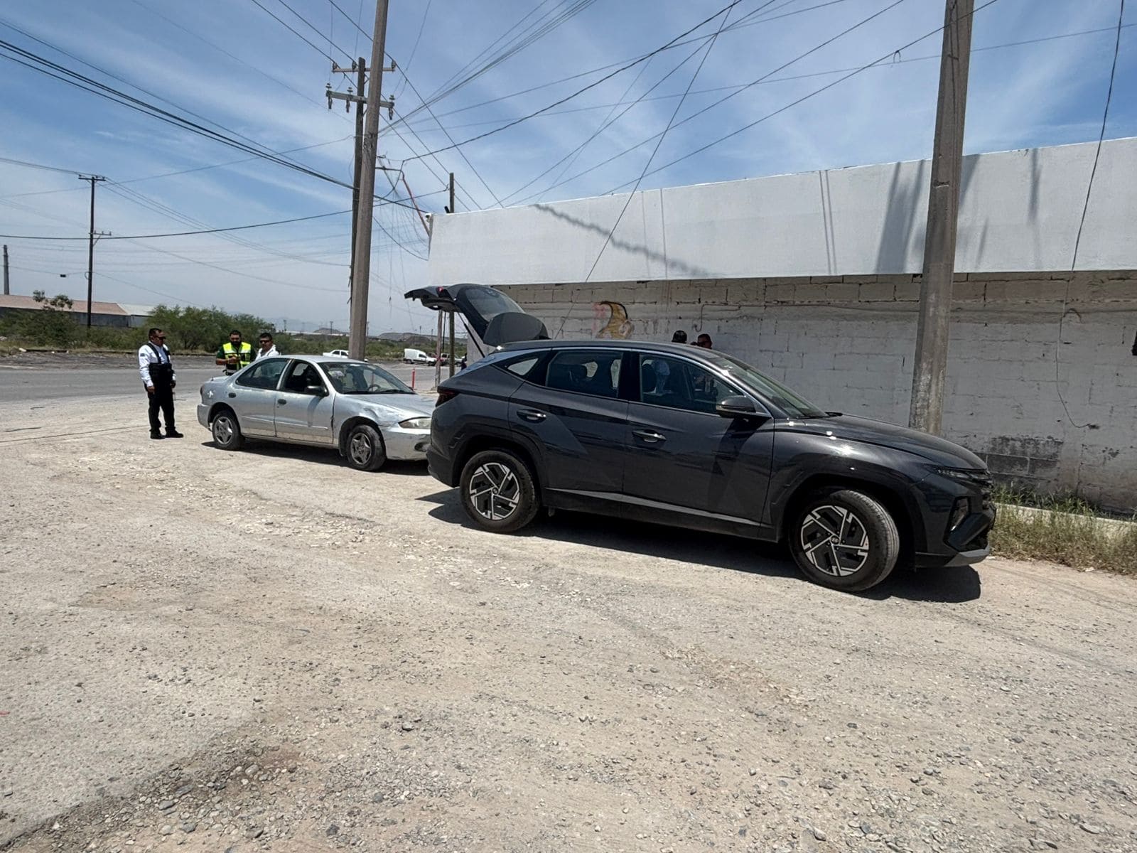 Choque en Monclova: Sin lesionados tras impacto entre veh&iacute;culos