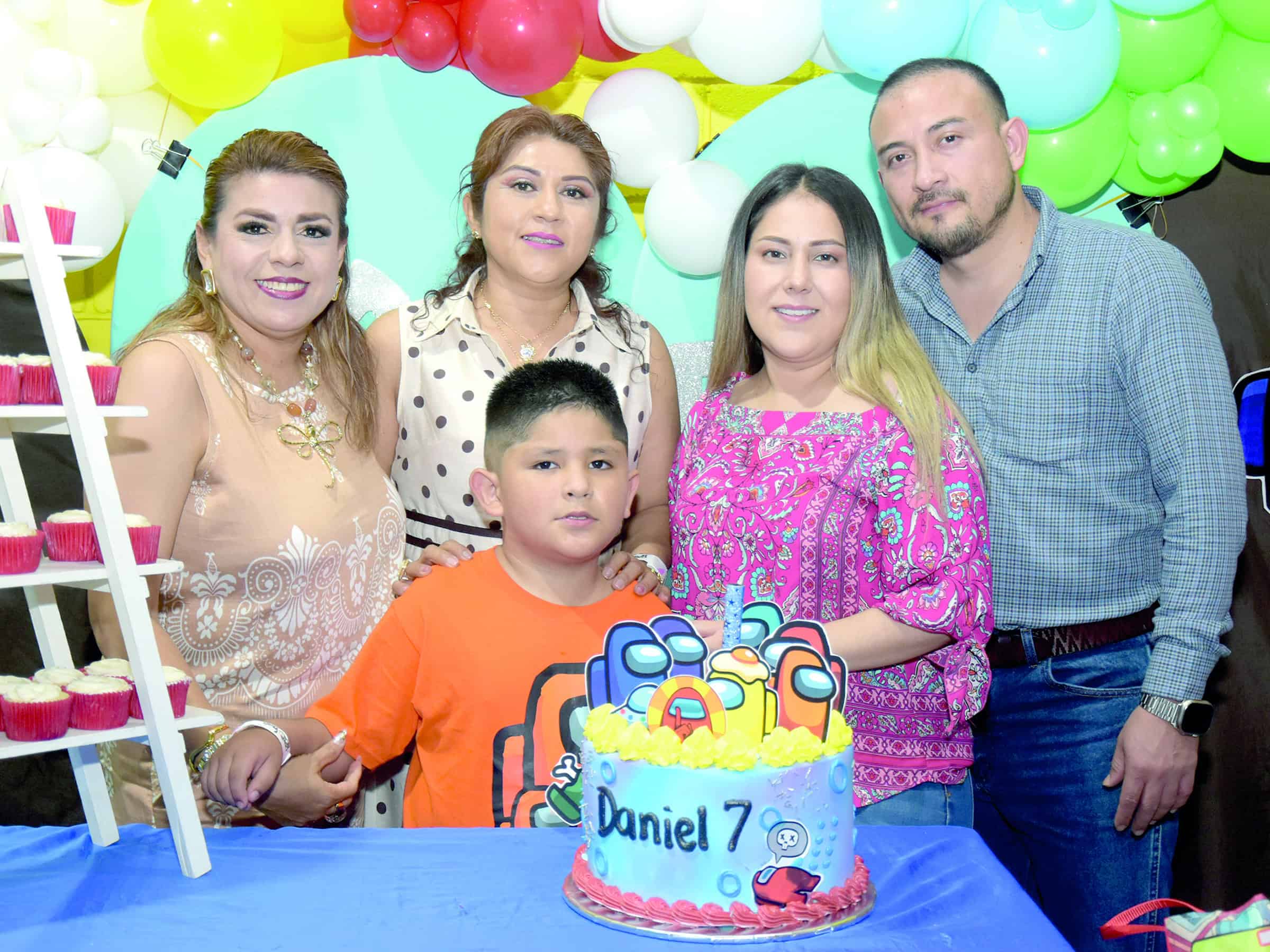 Daniel P&eacute;rez celebra su cumplea&ntilde;os rodeado de familia y amigos