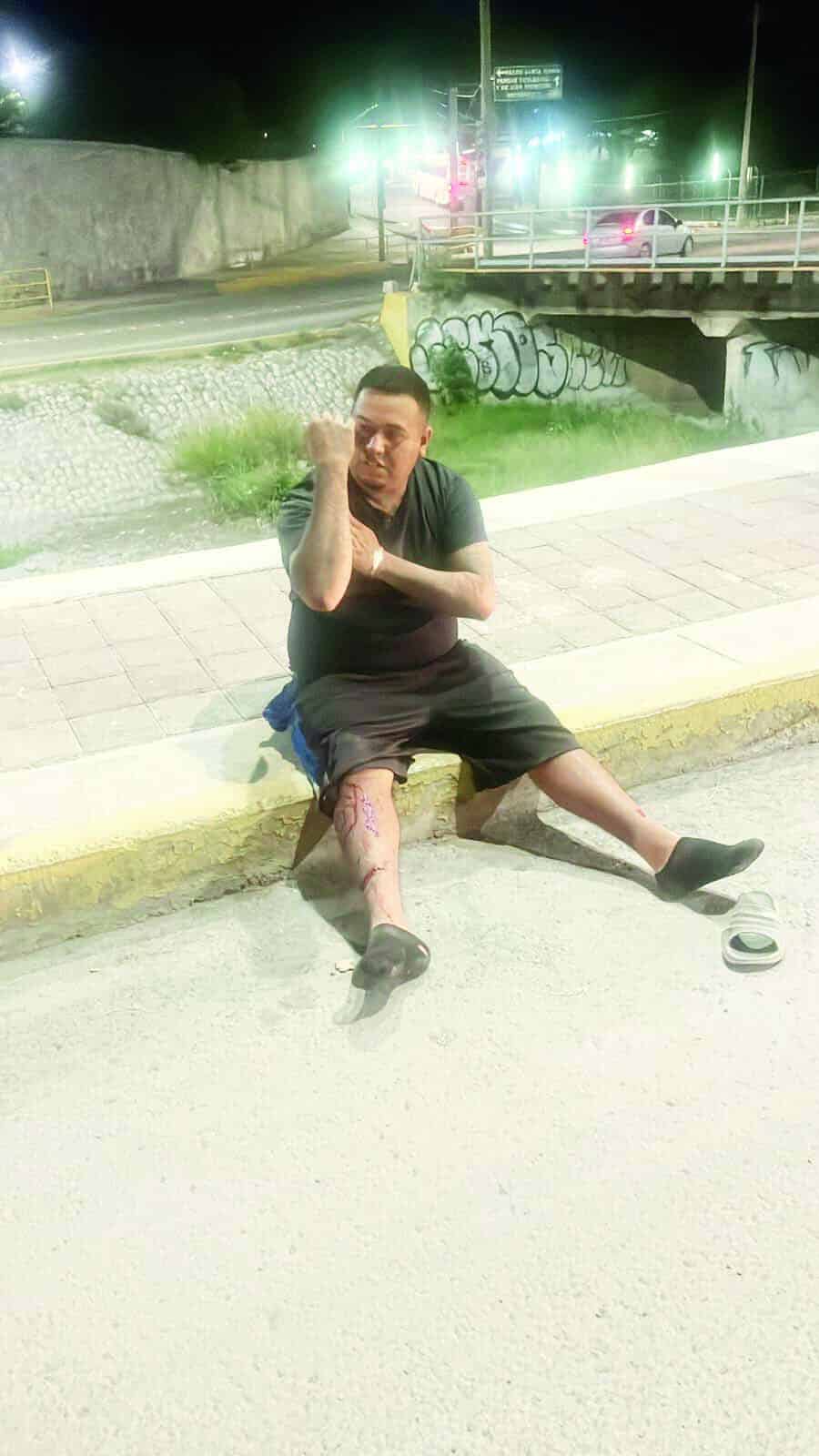 Falla mec&aacute;nica causa accidente de motociclista en Monclova
